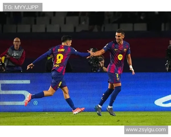 中超激战：里昂逆转巴萨补时绝杀引发争议判罚全场沸腾